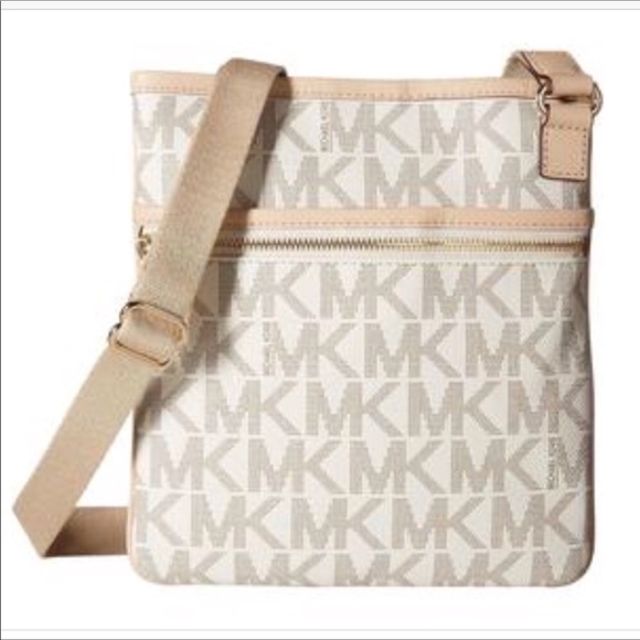 Michael Kors Handbags - Michael Kors Logo Jet Set Vanilla Crossbody Bag